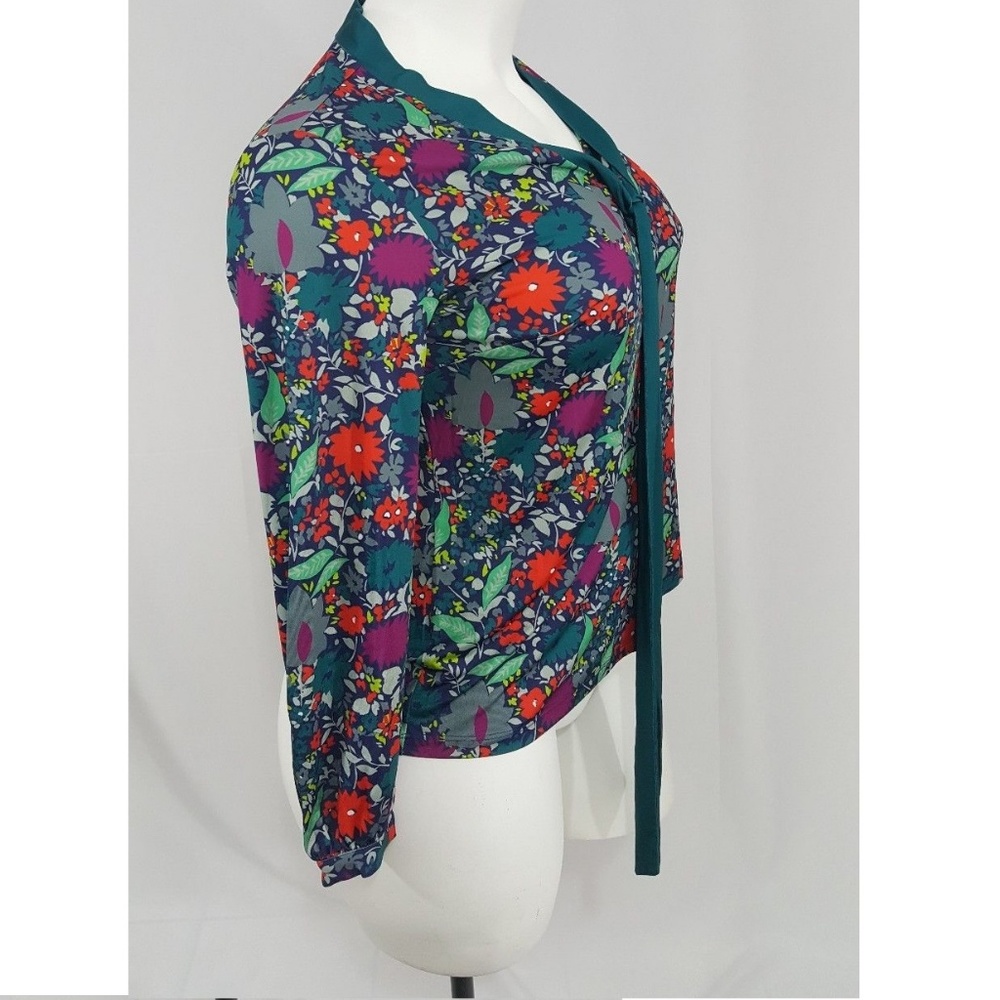 Isabel And Alice Women Stretch Button Down Top - Picture 3 of 7